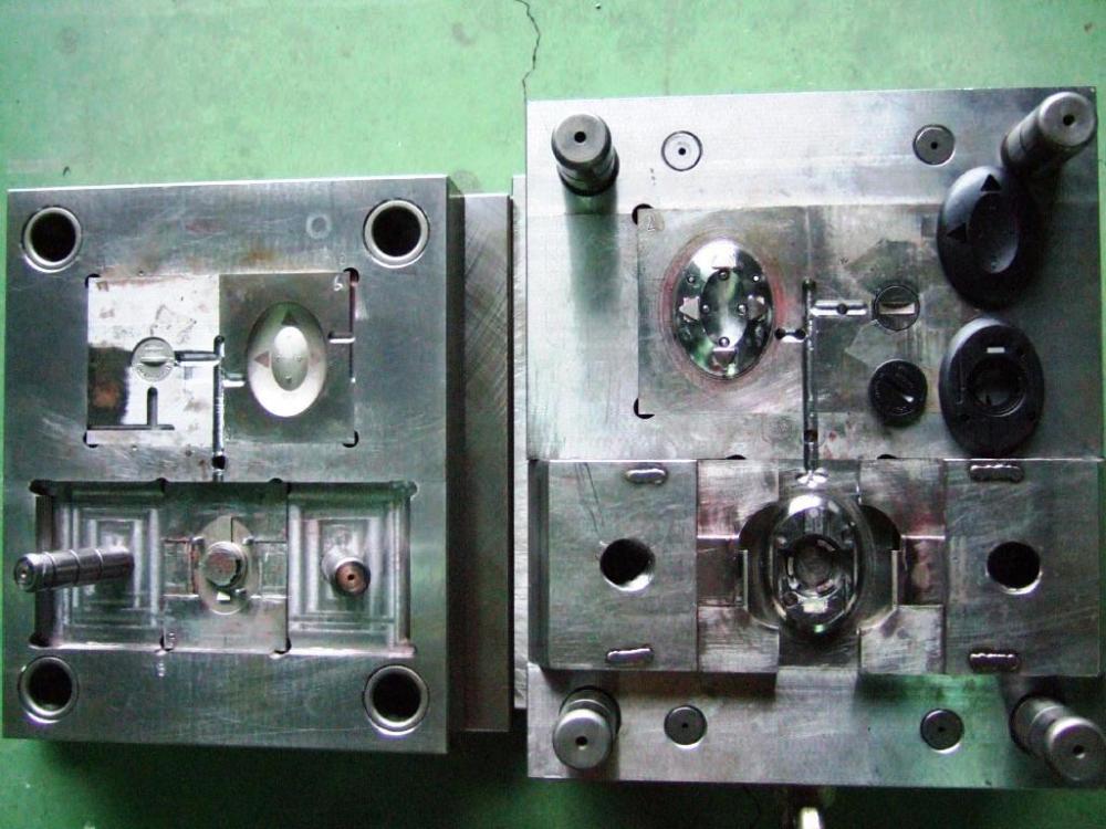 横沥塑料成型模具