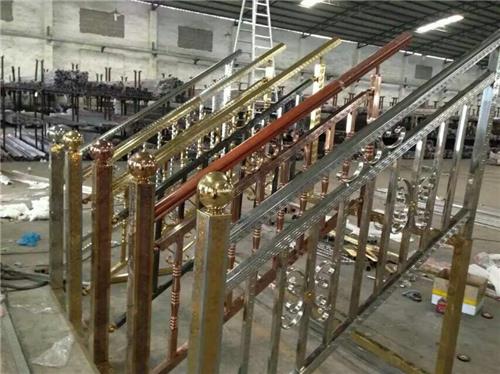 【缔造彩色人生！】山东彩色不锈钢【彩色不锈钢批发】彩色不锈钢经销