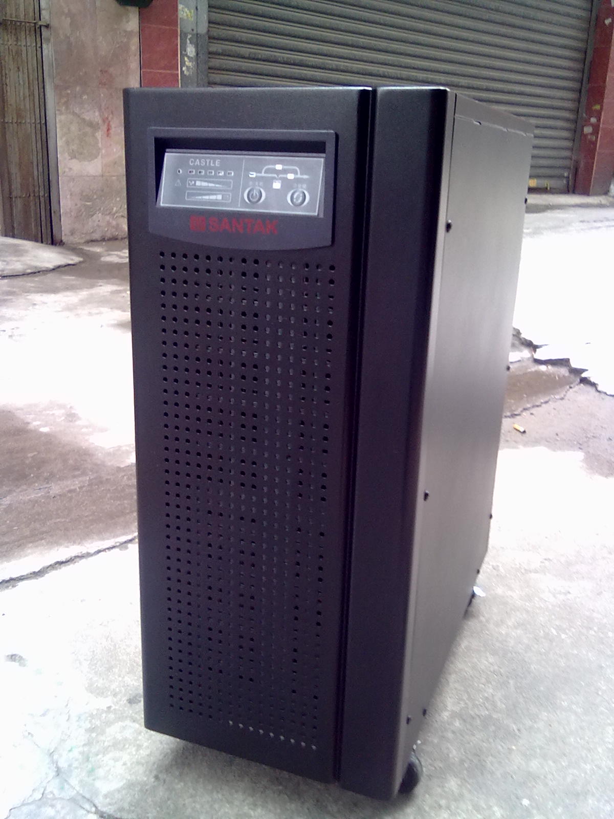 西安ups電源公司,西安ups電源服務(wù)器公司,西安服務(wù)器ups電源公司原始圖片2