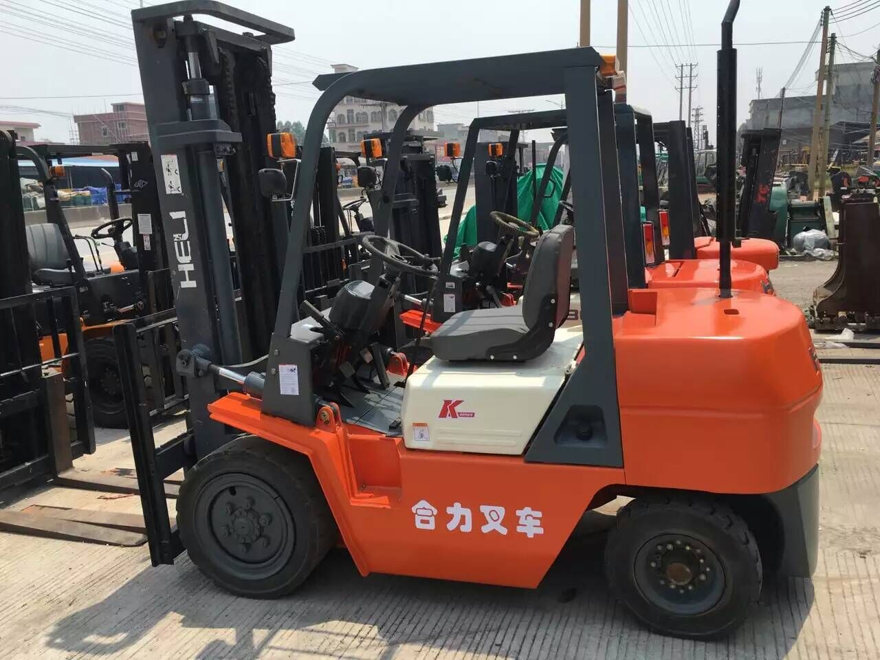 南澳二手叉車回收、南澳二手叉車出租市場、專業高價回收廢舊閑置叉車