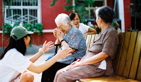 信誉好的养老服务上哪找，嘉峪关养老公司价格