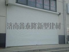 【先進(jìn)工藝專業(yè)打造】濟(jì)南鋼制防火卷簾窗復(fù)合型制作還是找鑫泰隆