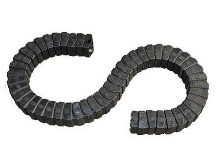 ?優(yōu)質(zhì)S型工程塑料拖鏈廠家-手機(jī)：18233671845