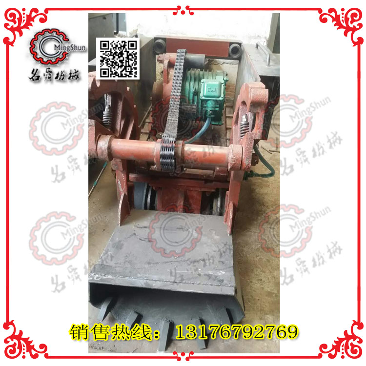 礦用電動裝巖機(jī) 鏟斗式裝巖機(jī) 遙控裝巖機(jī)品質(zhì)可靠