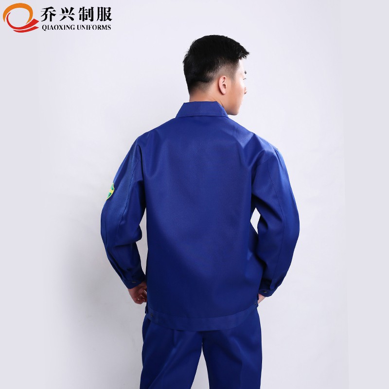 青島工作服批發(fā)價(jià)格_防腐蝕工裝套裝批發(fā)價(jià)格