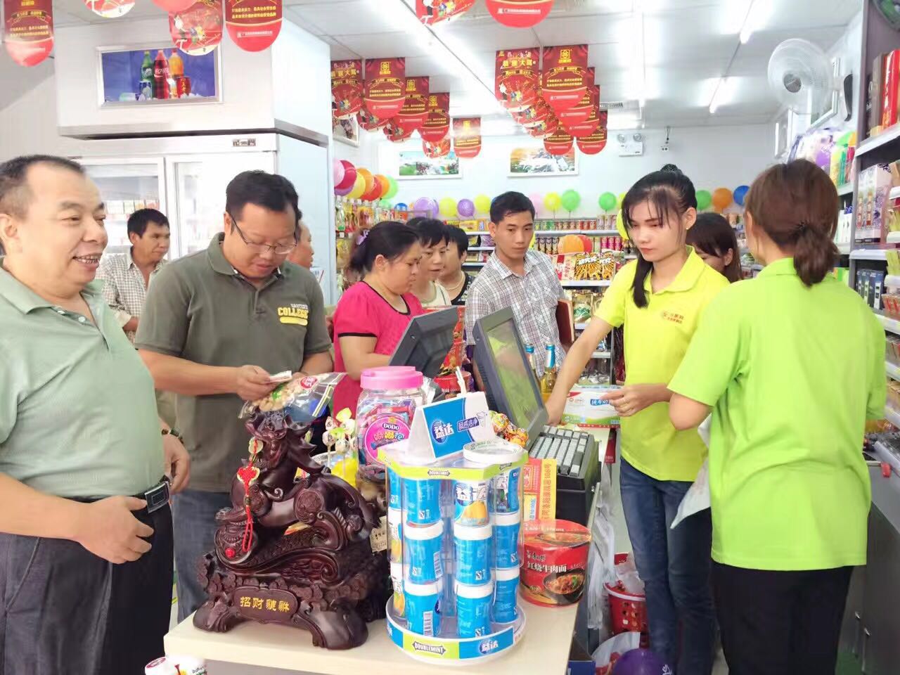 東莞地區(qū)提供{yl}的便利店加盟_便利店加盟多少錢