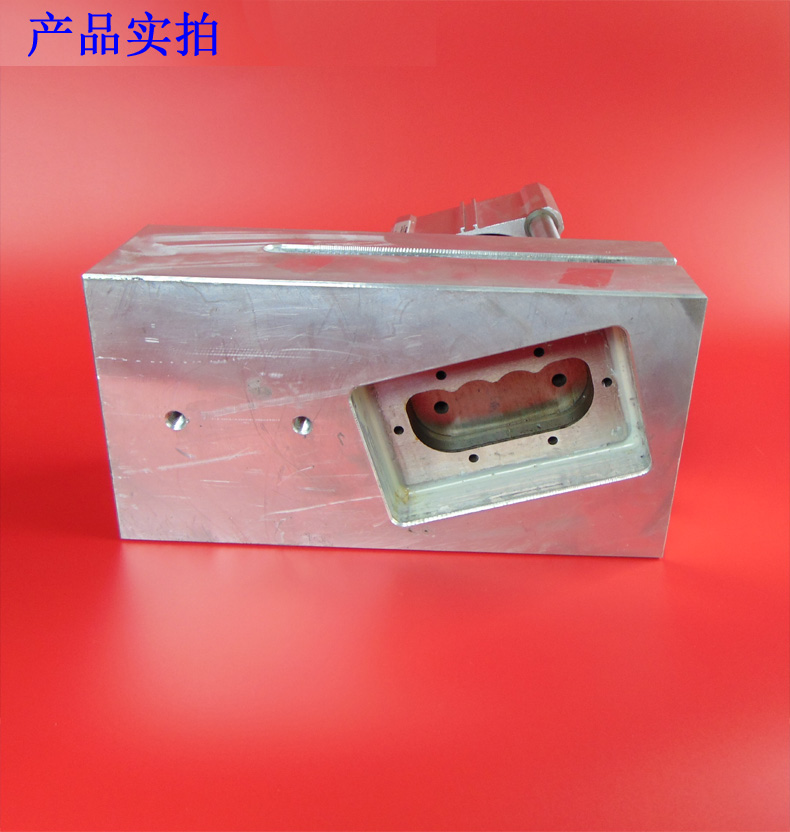 實力贏得榮譽，群月（十字線）面包袋十字孔打孔機成為行業楷模