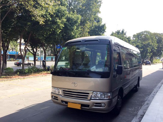 東莞租香港直通車_東莞出租旅游大巴車價(jià)格