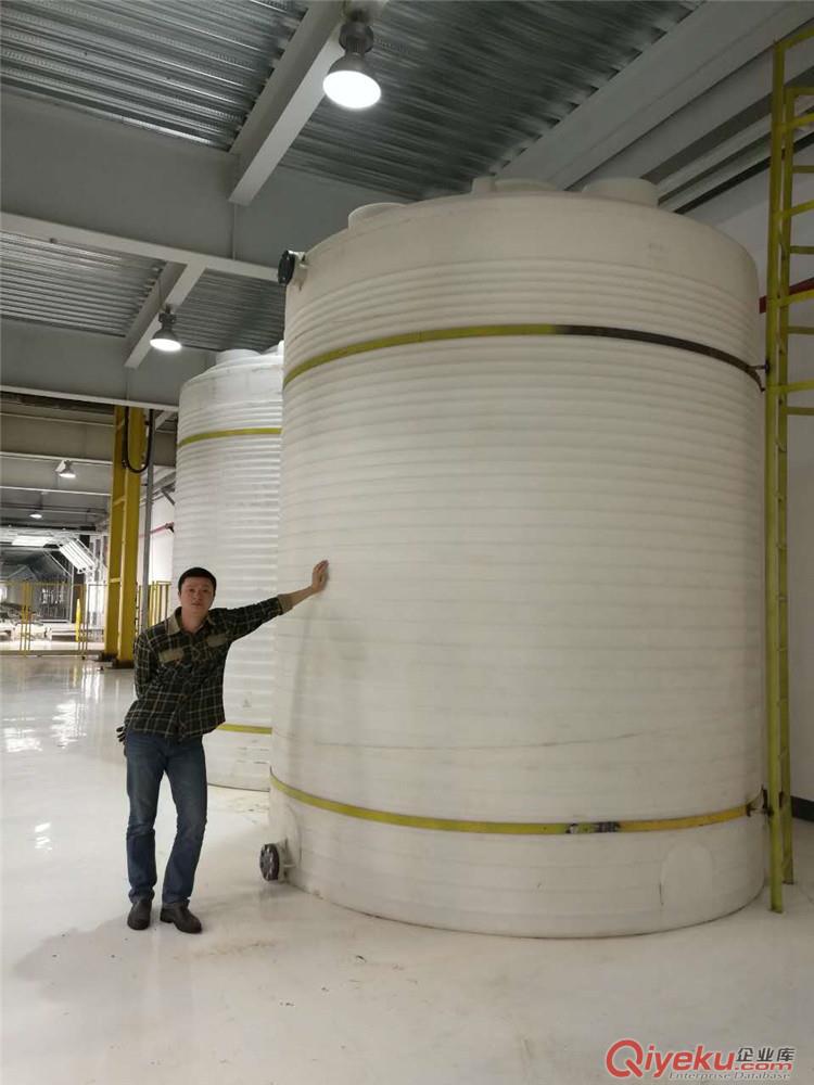 供應昆明30噸塑料防腐儲罐
