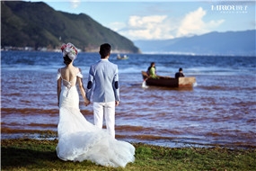 重慶婚紗照哪家可賴，國內(nèi)資深重慶婚紗照的主要特點公司，{sx}