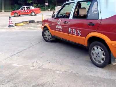 南海駕校學(xué)車電話/駕校報(bào)名電話