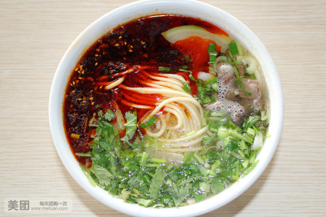 東方宮中國蘭州牛肉拉面加盟，中國蘭州牛肉拉面加盟費多少