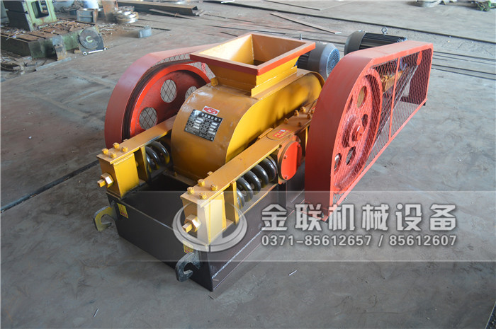 對輥破碎機生產商——對輥破碎機使用時候需要注意什么？原始圖片3