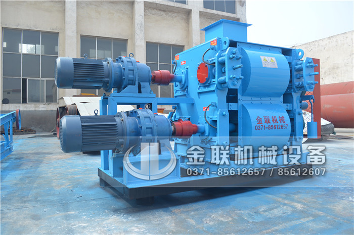 四齒輥破碎機價格——四齒輥破碎機專業(yè)廠家