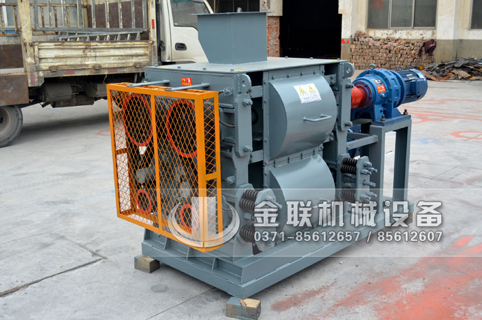 四齒輥破碎機價格——四齒輥破碎機專業(yè)廠家