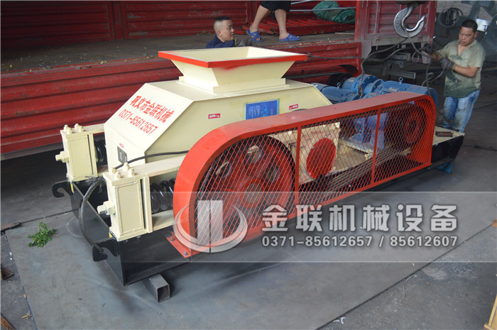 對輥破碎機供應商——對輥破碎機檢修時需要注意什么？