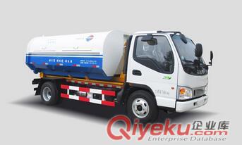 同輝汽車QTH5080TXC吸塵車