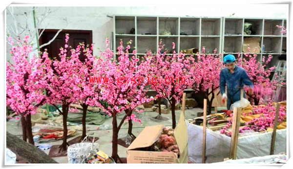 塑料桃花树价格 北京仿真桃花树批发 粉色桃花树 仿真桃花树图片大全 