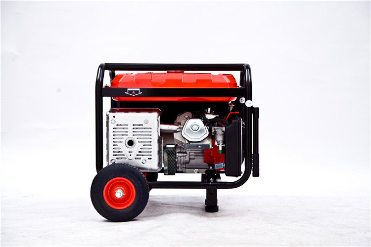 伊藤動力YT6500DCE3-2汽油發電機5KW三相380V原始圖片2