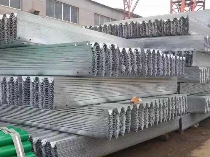 貴州波形梁護(hù)欄板價格