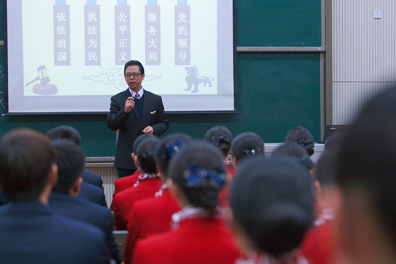 找空乘地勤培訓招生當選翔晉匯：如何選擇大學生就業(yè)培訓