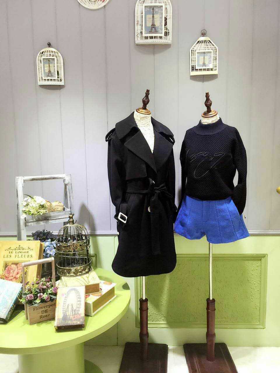 一線品牌折扣大碼女裝 尾貨服裝貨源拿貨原始圖片3
