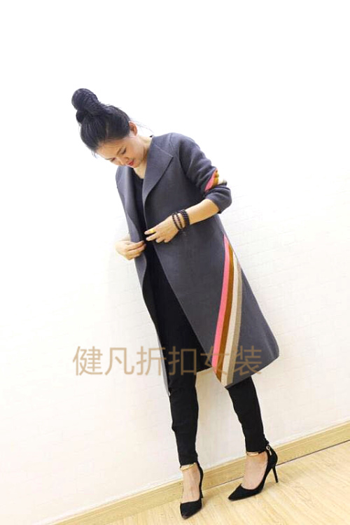 供應時尚女裝折扣女裝tj批發風衣外套大衣羽絨服原始圖片2