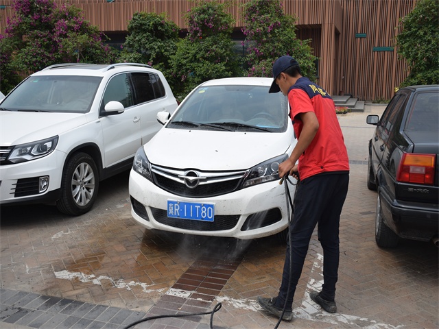 霸州二十四小时洗车 霸州连锁洗车 熠邦