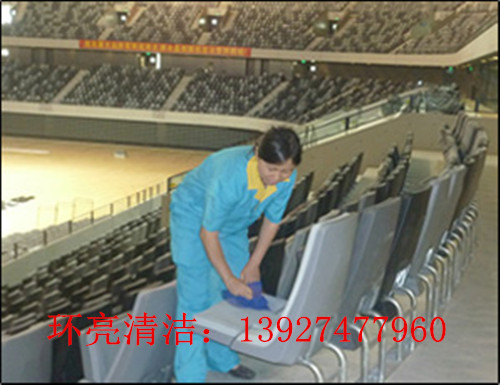 深圳保潔公司_深圳專業保潔公司_深圳龍華保潔公司_環亮清潔原始圖片2