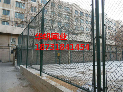 天津球場圍欄網/體育場勾花護欄網工廠 