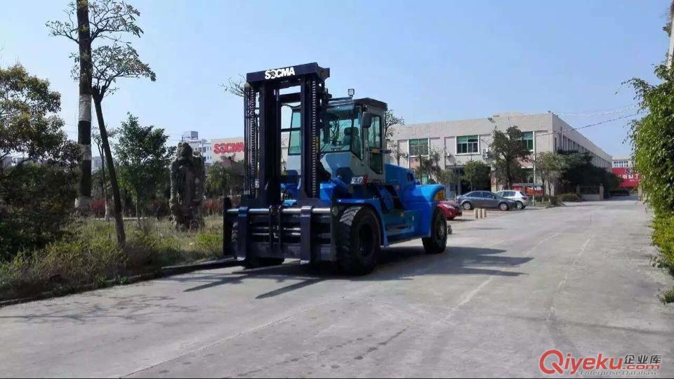 進口25噸叉車對比華南重工25噸叉車價格