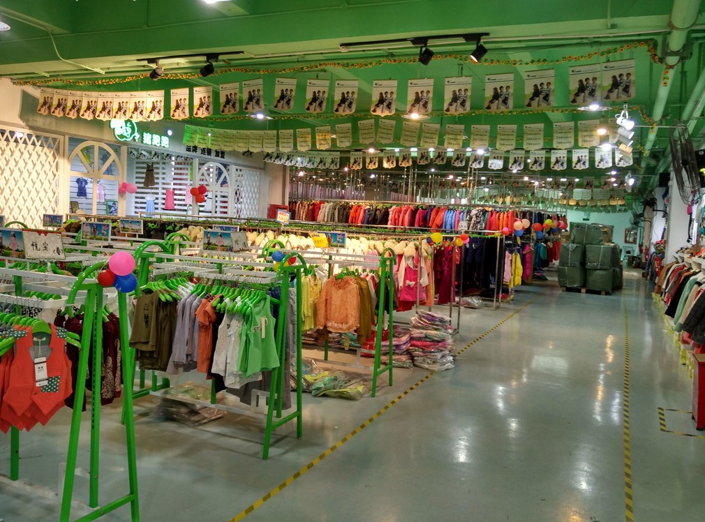 安戈魚童裝一線名品折扣童裝/gd皮草羽絨服免費鋪貨