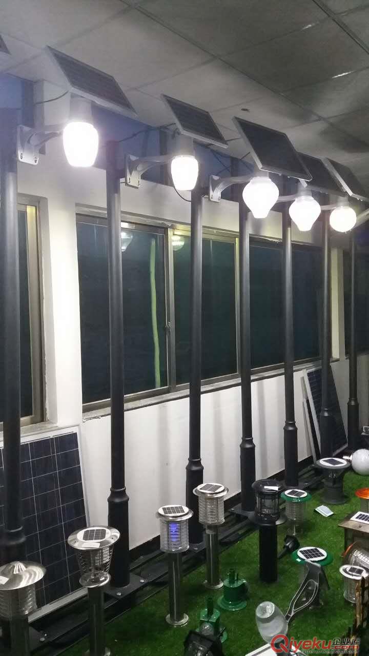 廠家批發壓鑄鋁太陽能庭院燈LED庭院景觀燈量大價優