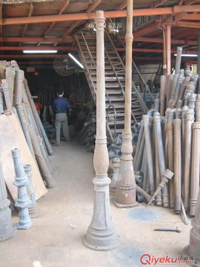 庭院燈裝飾件 鑄鐵花瓶底座燈具配件 定做庭院燈路燈底座