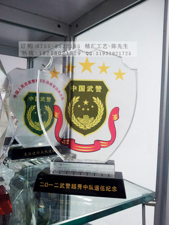 深圳bd表彰活動水晶紀(jì)念品定做，常規(guī)退伍水晶紀(jì)念品批發(fā)