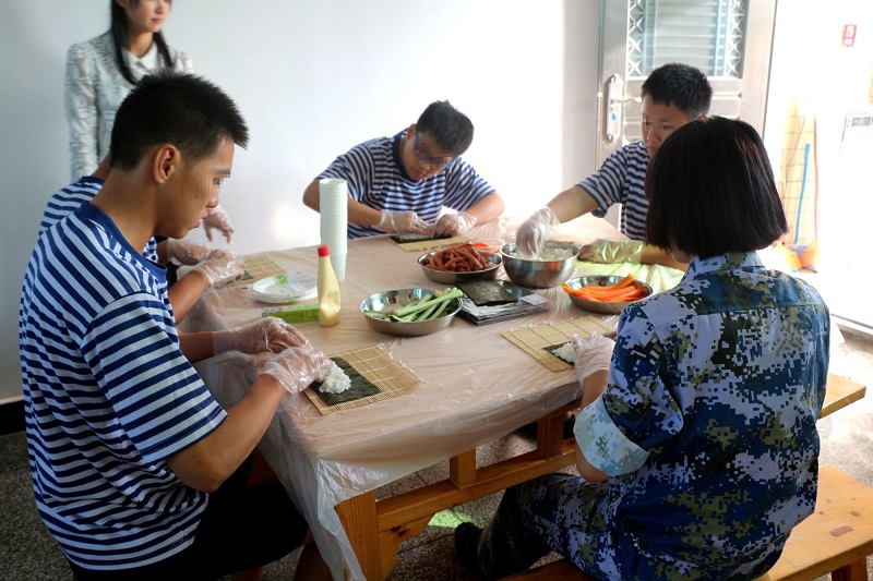 早恋学院，惠州专业的问题儿童的教育与培训机构是哪家