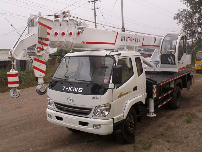 6噸汽車吊,6噸汽車吊價格,6噸汽車吊廠家