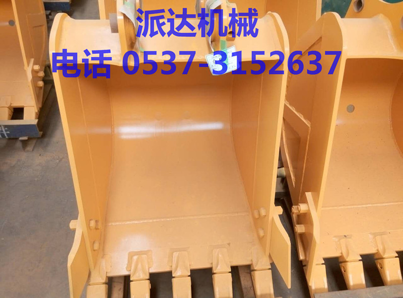小松挖掘機(jī)挖斗配件pc220-7 原廠挖斗長(zhǎng)期供應(yīng)大量批發(fā)