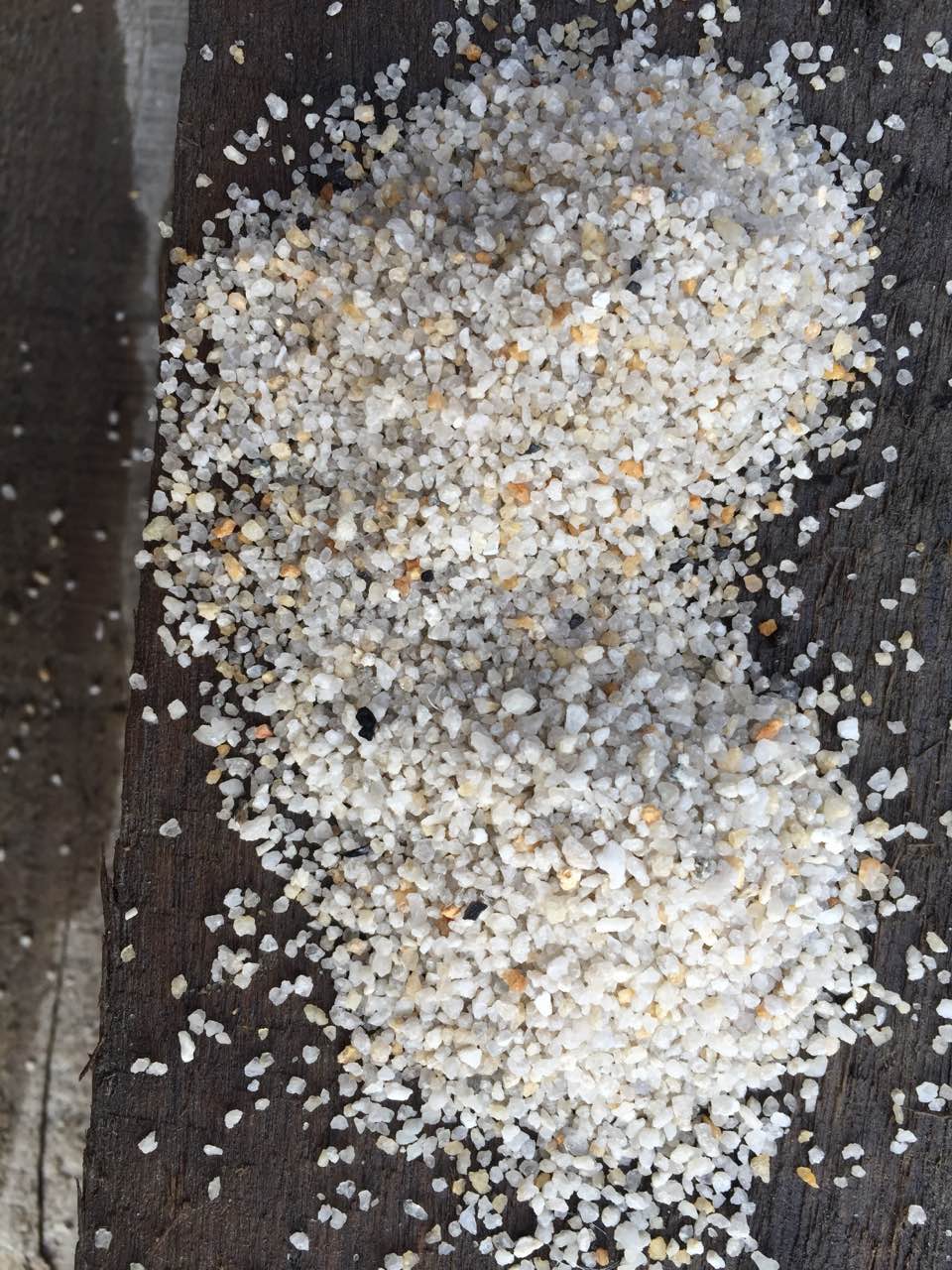 供應汕尾汕頭地坪100目潮州金剛砂揭陽石英砂銅礦砂噴砂除銹